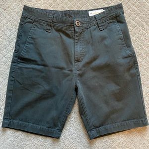 Volcom black chino shorts size 30
